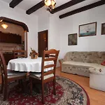 Apartments By The Sea Biograd Na Moru - 858