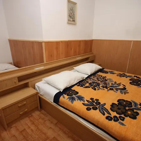 Apartments By The Sea Biograd Na Moru - 858 Appartement *