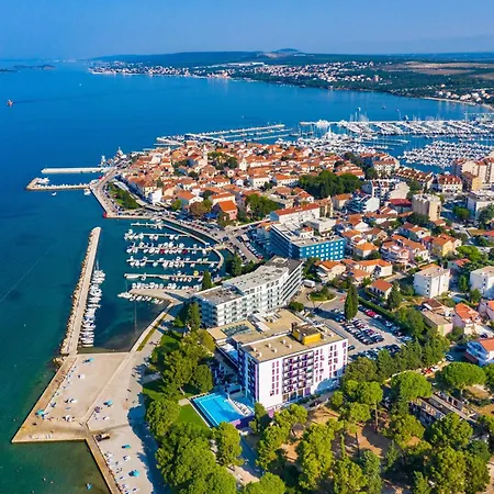 Daire Apartments By The Sea Biograd Na Moru - 858